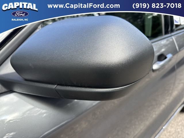 Certified 2025 Ford Explorer Active w/ Active Comfort Package AWD/4WD image 12