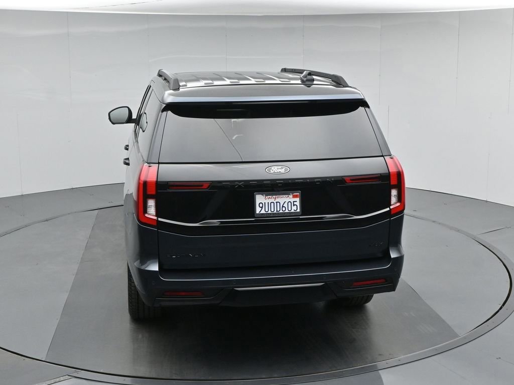 Certified 2025 Ford Expedition Max Platinum w/ Stealth Performance Package image 18