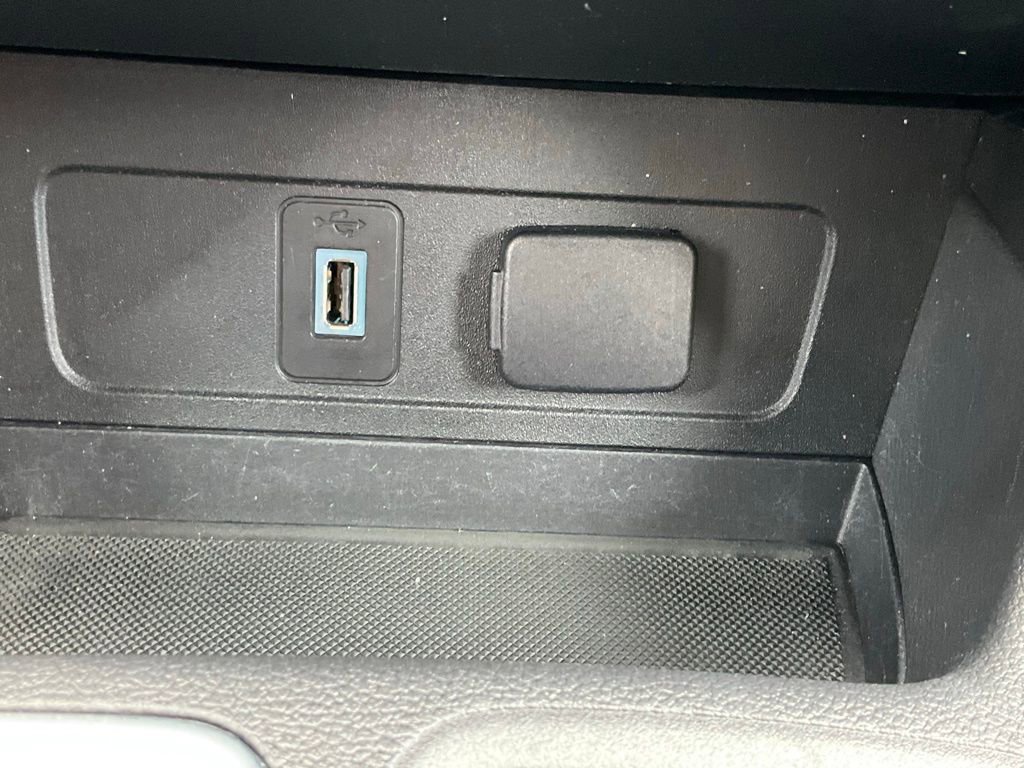 Certified 2019 Ford Escape Titanium image 10