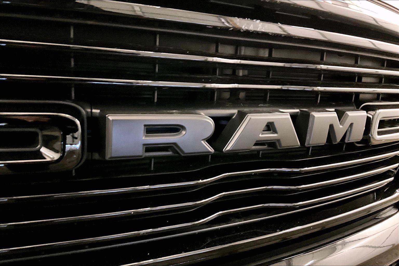 Used 2019 RAM 1500 Big Horn image 29