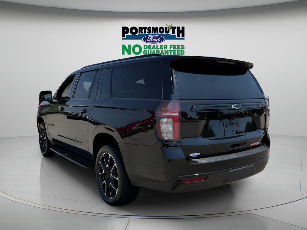 Used 2024 Chevrolet Suburban RST w/ Luxury Package AWD/4WD image 27