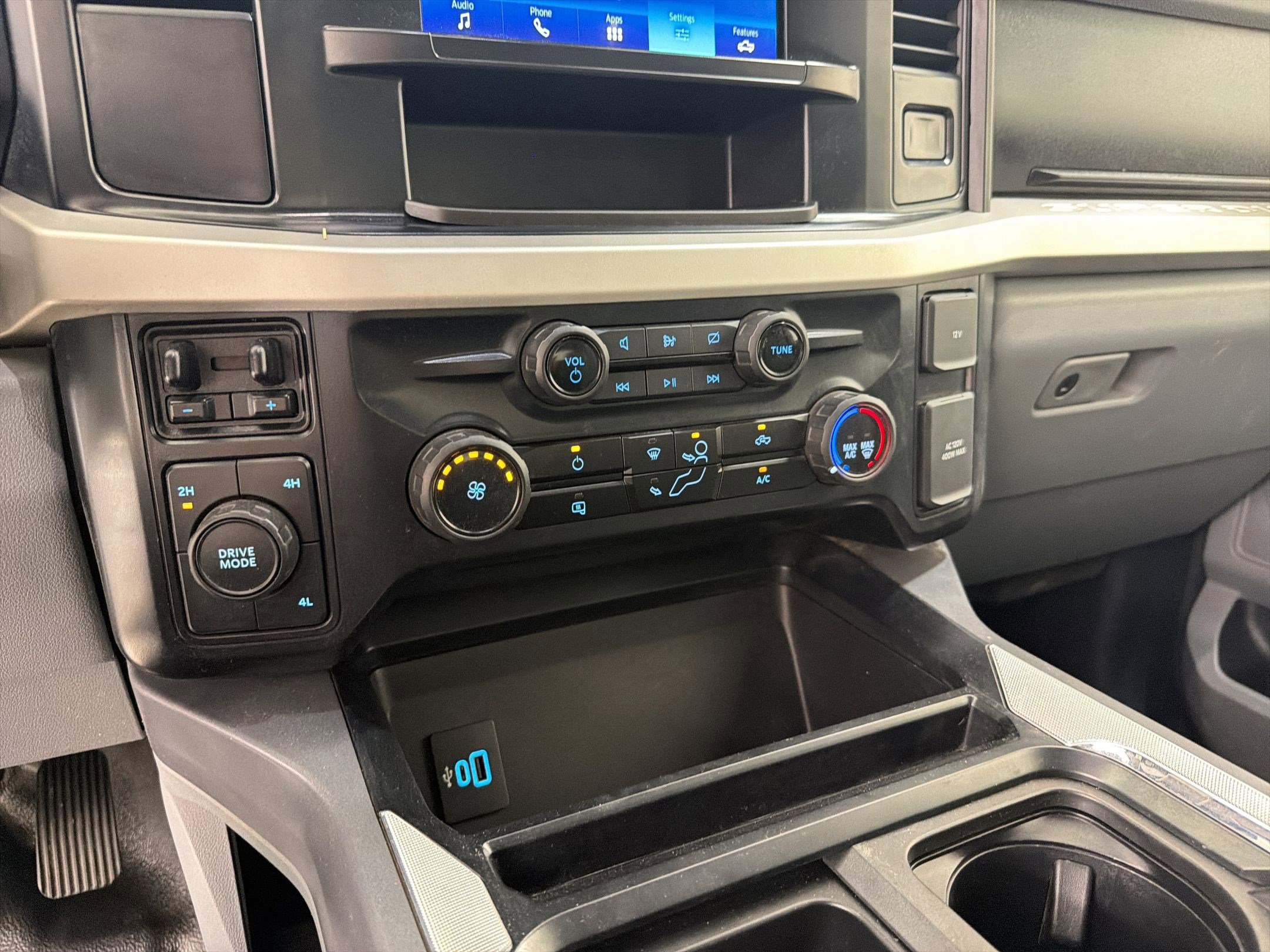 Certified 2024 Ford F350 XLT w/ FX4 Off-Road Package AWD/4WD image 16
