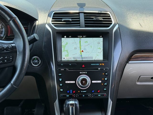 Certified 2018 Ford Explorer Limited AWD/4WD image 11