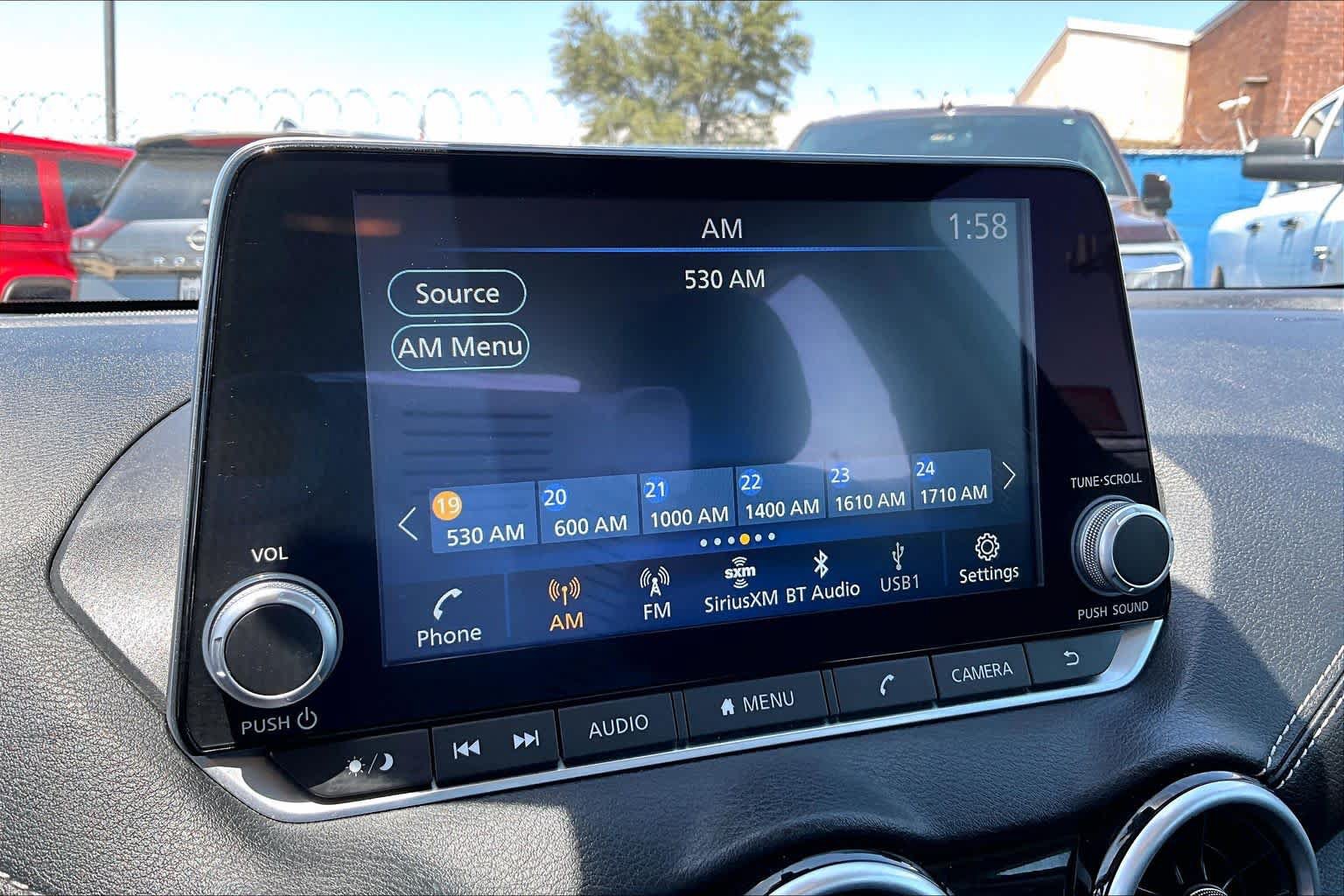 Used 2025 Nissan Sentra SV FWD image 31
