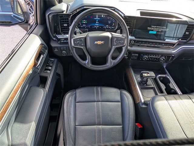 Used 2023 Chevrolet Silverado 1500 High Country w/ High Country Premium Package image 10