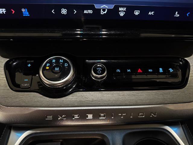 Certified 2025 Ford Expedition Max Platinum AWD/4WD image 30