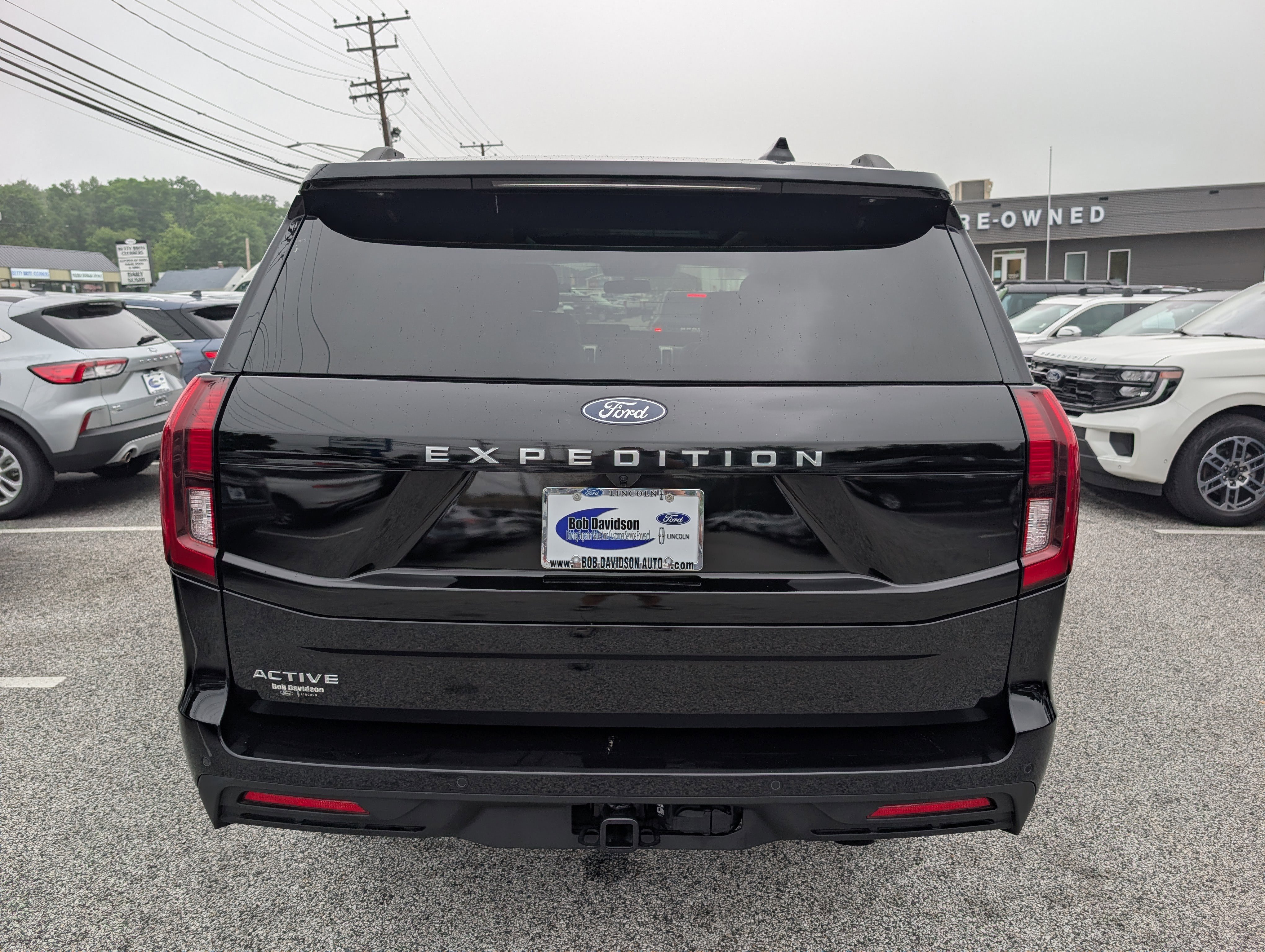 Certified 2025 Ford Expedition Active AWD/4WD image 6