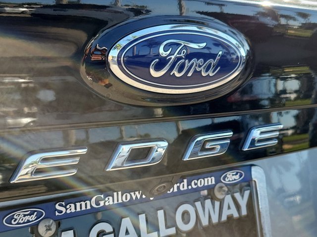 Certified 2024 Ford Edge SEL image 12