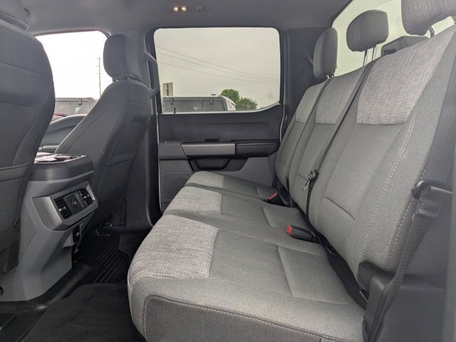 Certified 2025 Ford F350 XLT w/ Snow Plow/Camper Package AWD/4WD image 27