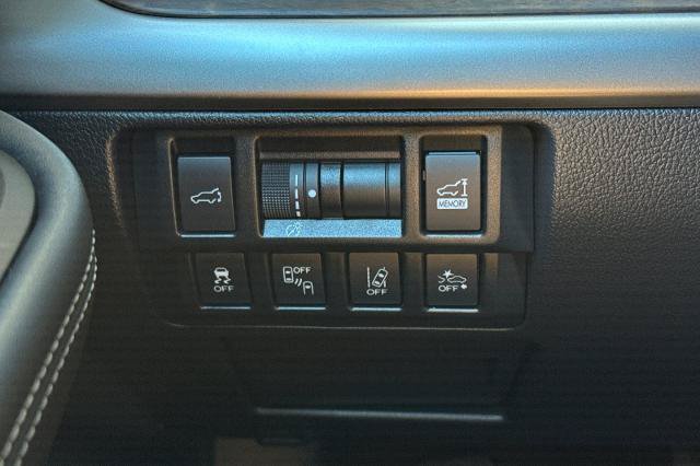 Used 2019 Subaru Outback 2.5i Limited AWD/4WD image 29