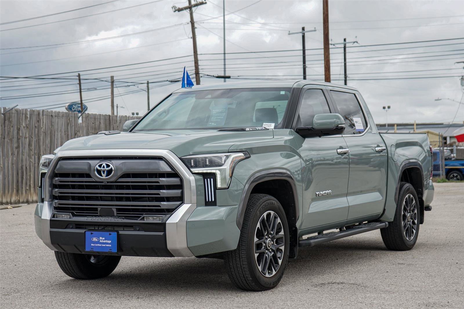 Used 2024 Toyota Tundra Limited image 6