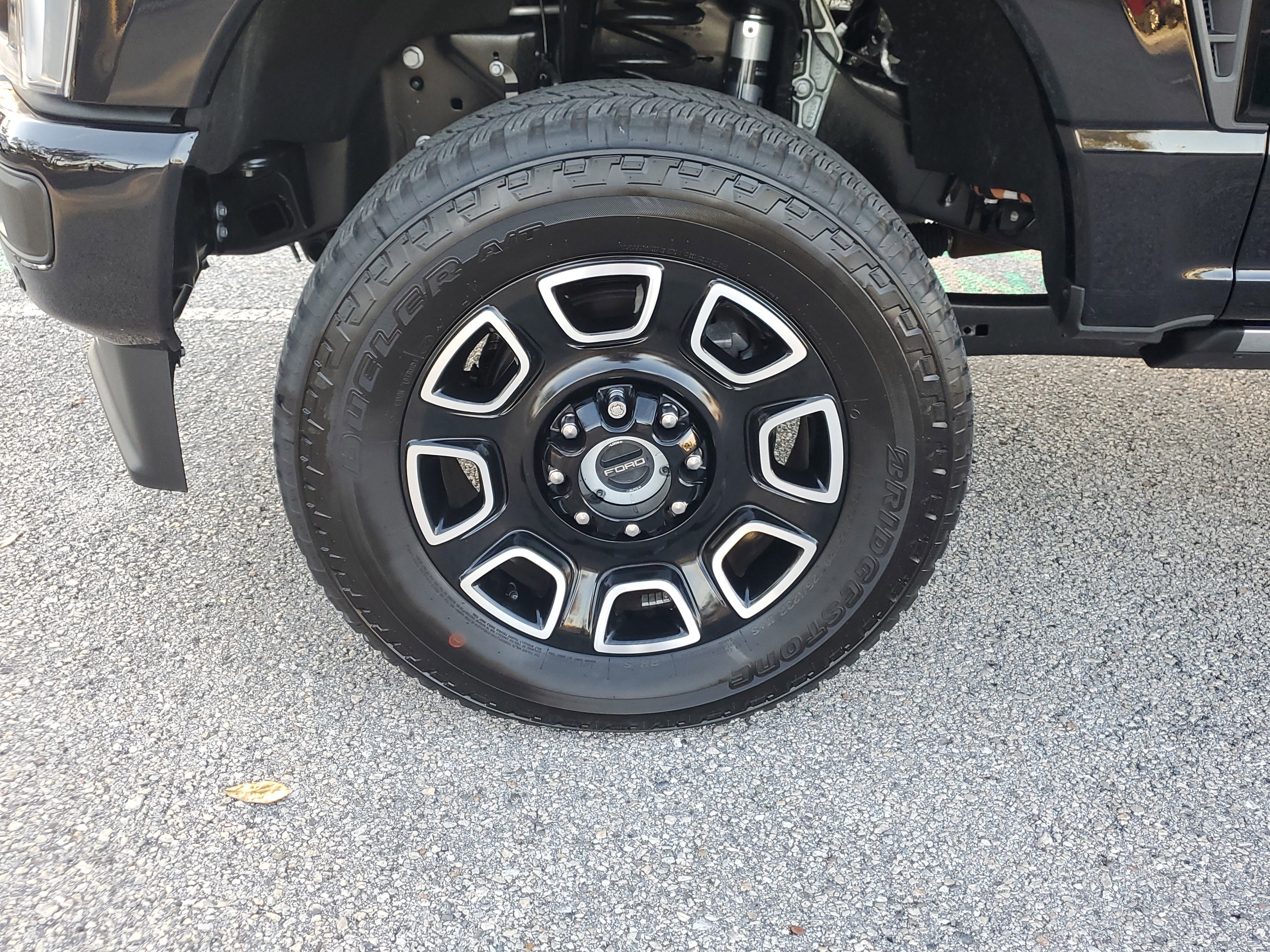 Certified 2025 Ford F250 Platinum image 8