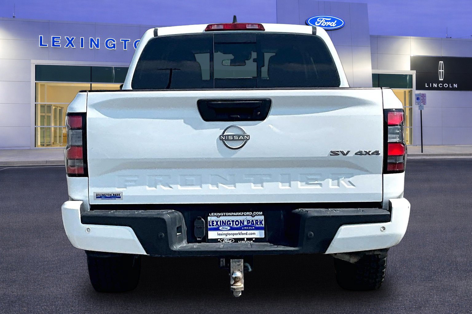 Used 2024 Nissan Frontier SV w/ SV Convenience Package AWD/4WD image 6