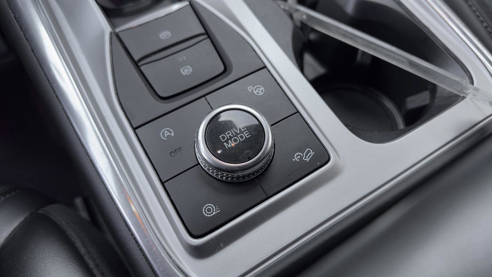 Certified 2020 Ford Explorer Platinum w/ Premium Technology Package image 30