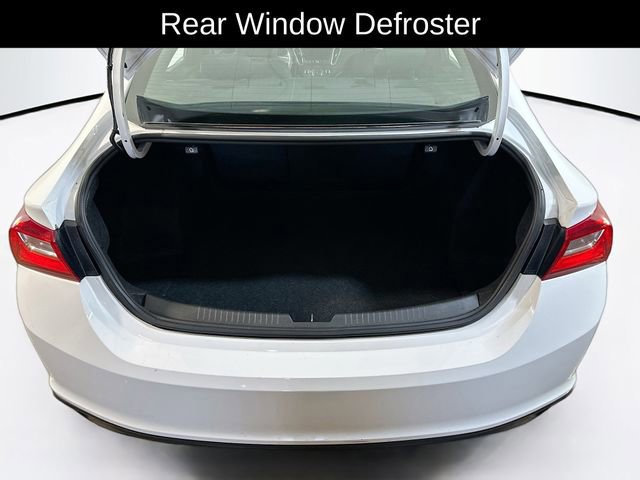 Used 2023 Chevrolet Malibu LT image 20