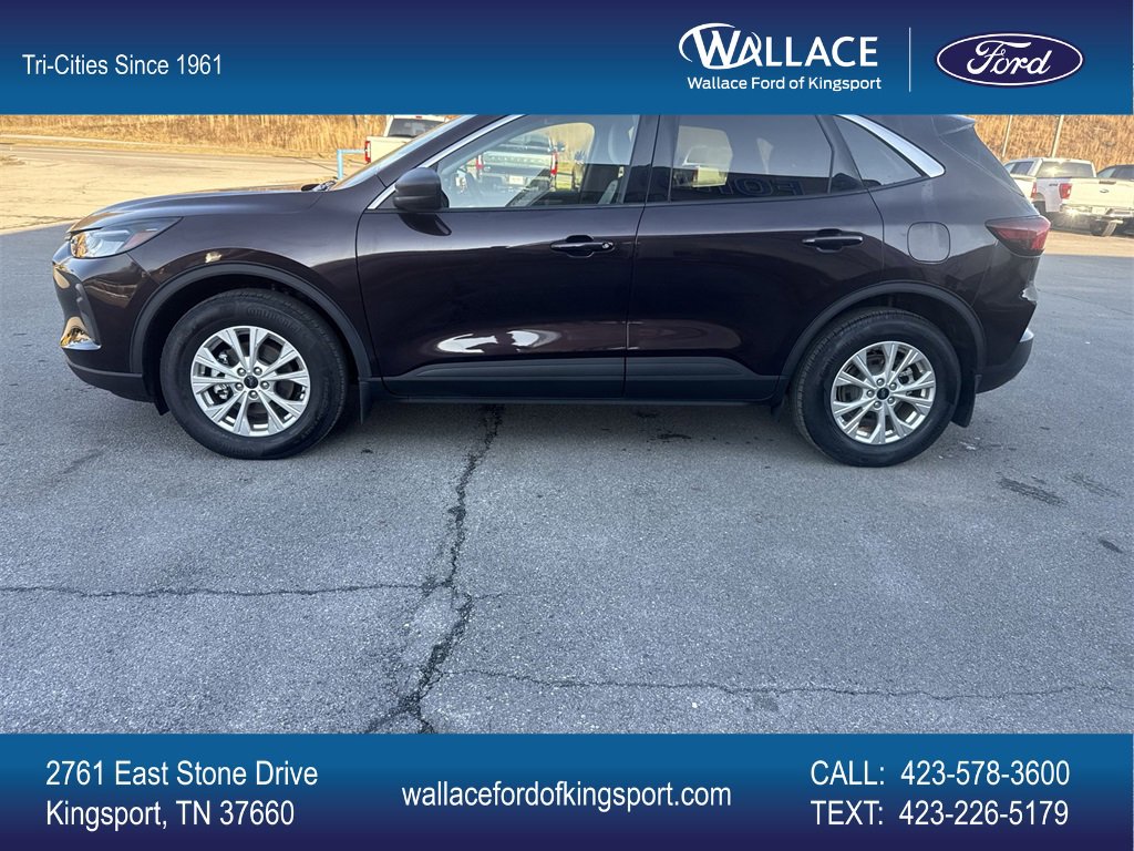 Certified 2023 Ford Escape Active w/ Tech Pack #1 image 3