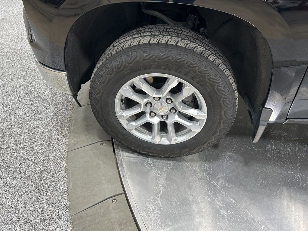 Used 2023 Chevrolet Silverado 1500 LT image 28