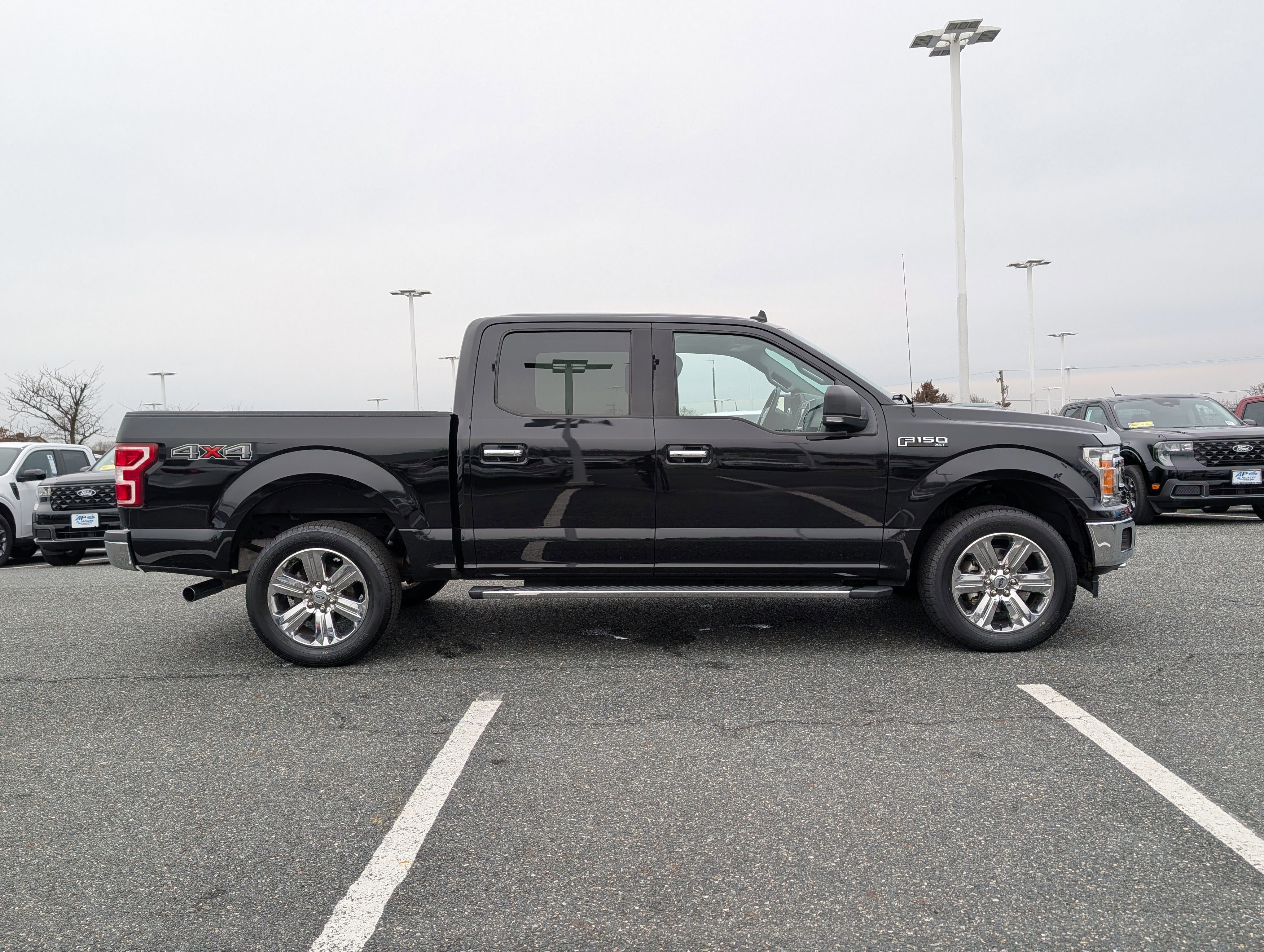 Certified 2019 Ford F150 XLT w/ Equipment Group 302A Luxury image 3