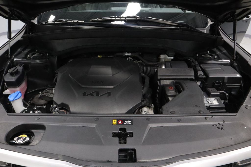 Used 2025 Kia Telluride S image 14