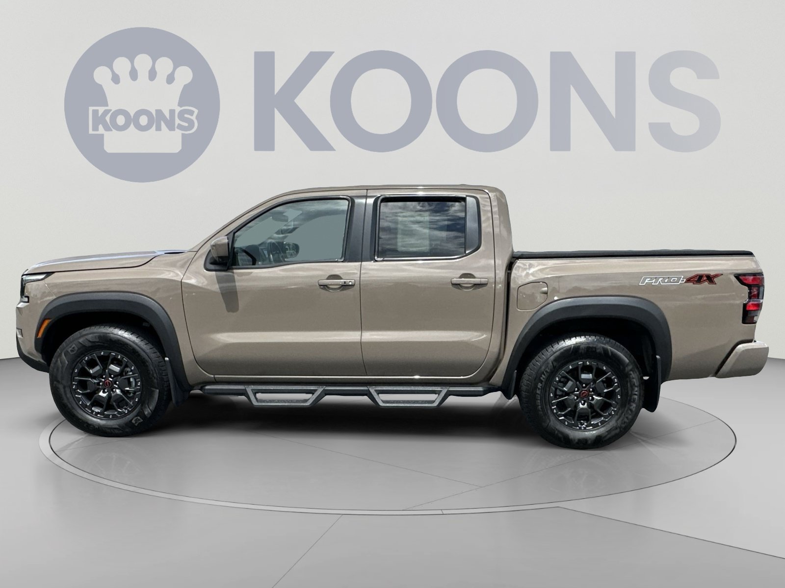 Used 2023 Nissan Frontier PRO-4X w/ Pro-4X Premium Package AWD/4WD image 13