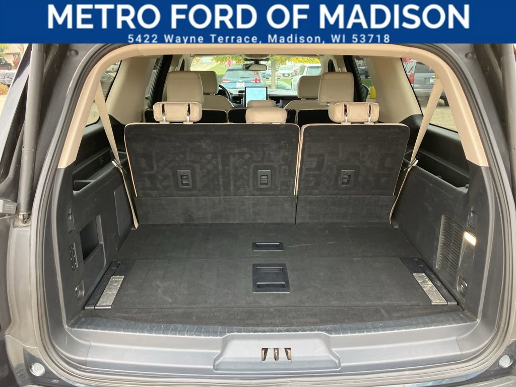 Certified 2022 Ford Expedition Max Platinum image 44