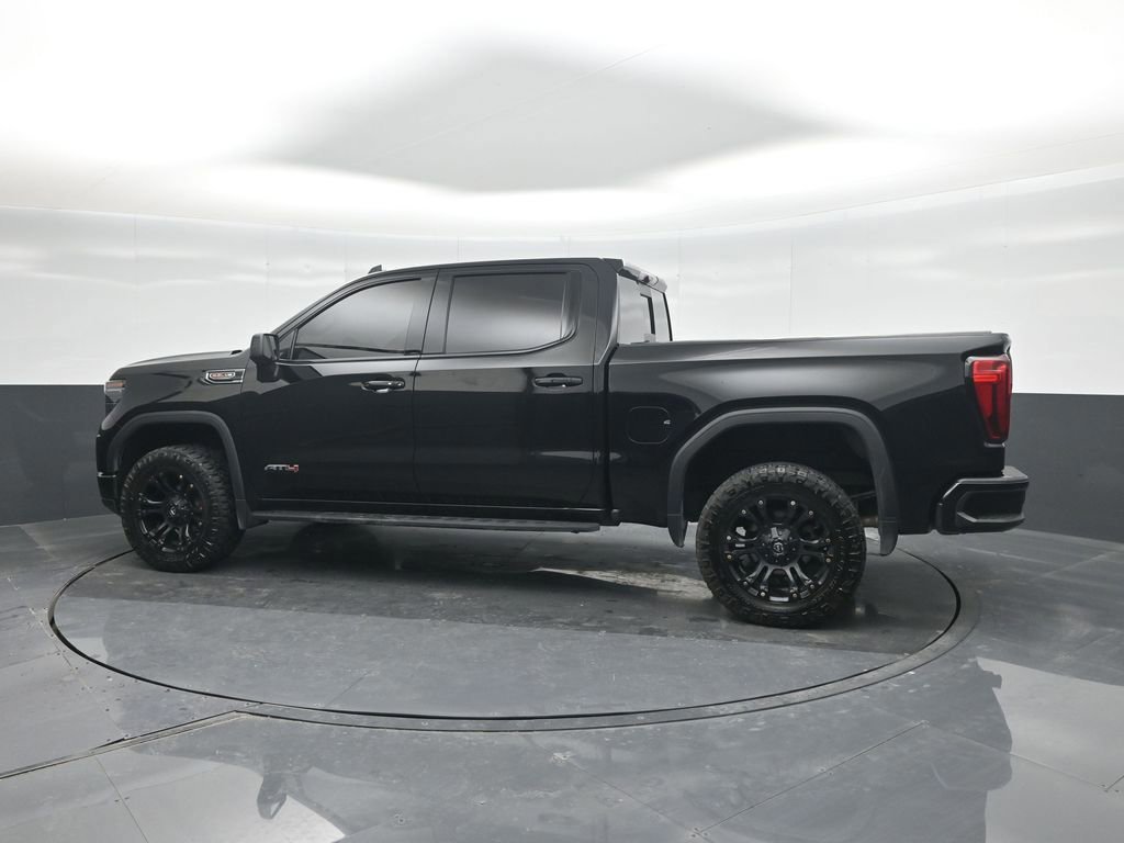 Used 2022 GMC Sierra 1500 AT4 w/ AT4 Premium Package image 2