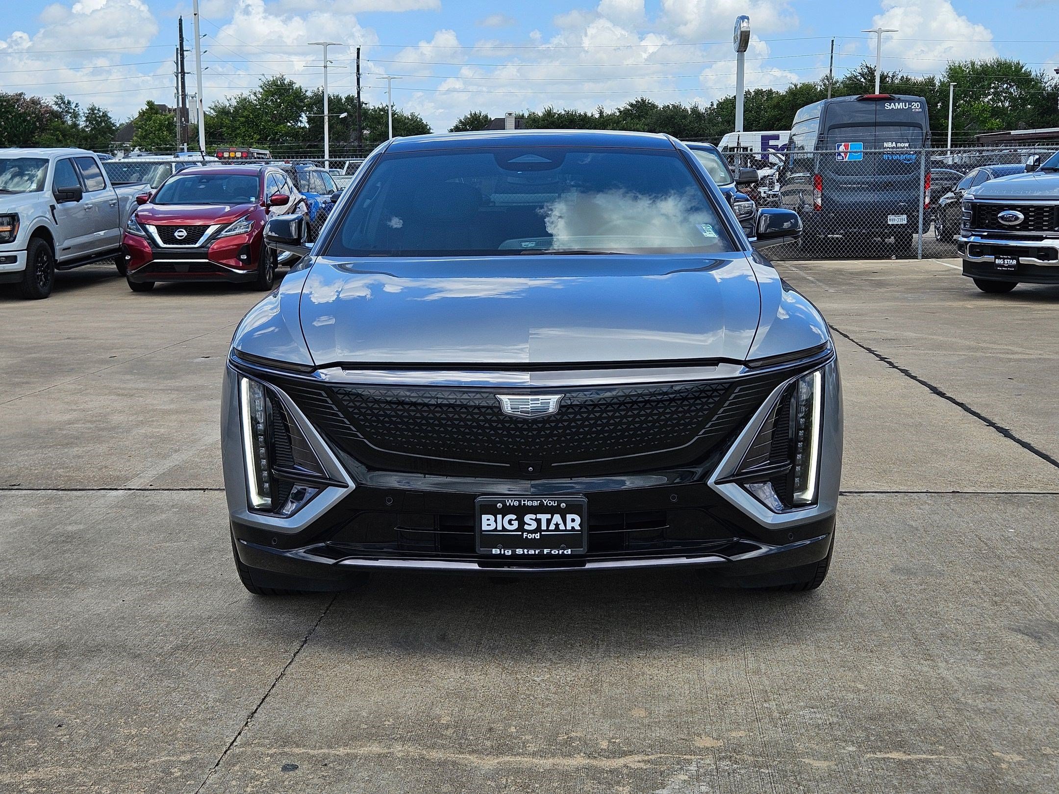 Used 2024 Cadillac Lyriq Sport RWD image 11