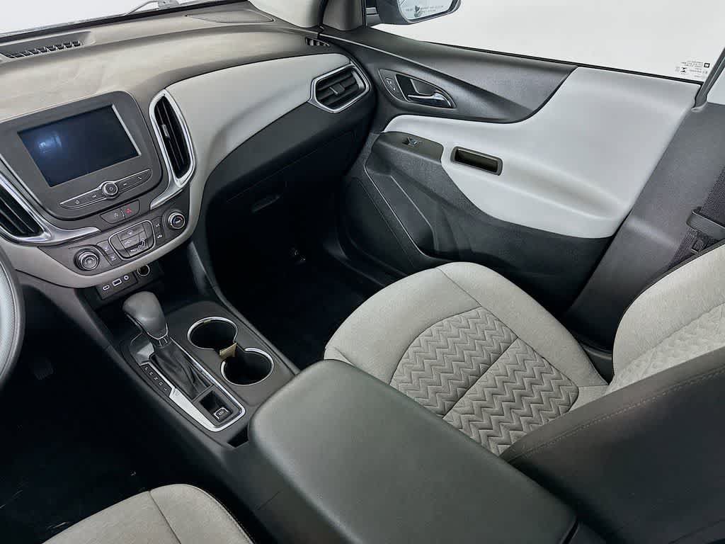 Used 2024 Chevrolet Equinox LS w/ Driver Confidence II Package FWD image 11