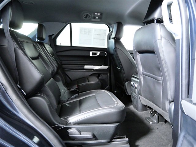 Certified 2022 Ford Explorer XLT w/ Equipment Group 202A image 13