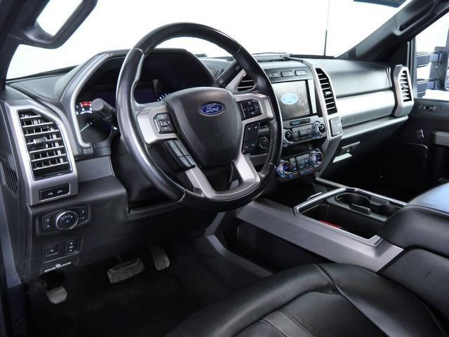 Certified 2020 Ford F250 Platinum w/ FX4 Off-Road Package AWD/4WD image 19