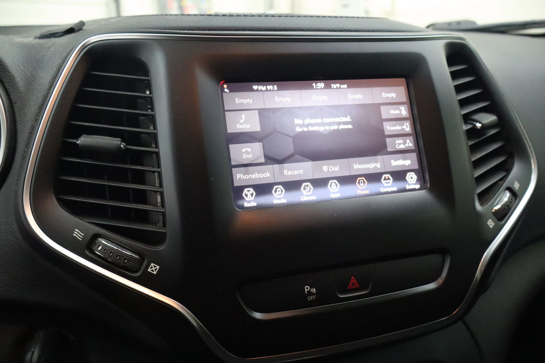 Used 2020 Jeep Cherokee Latitude image 23