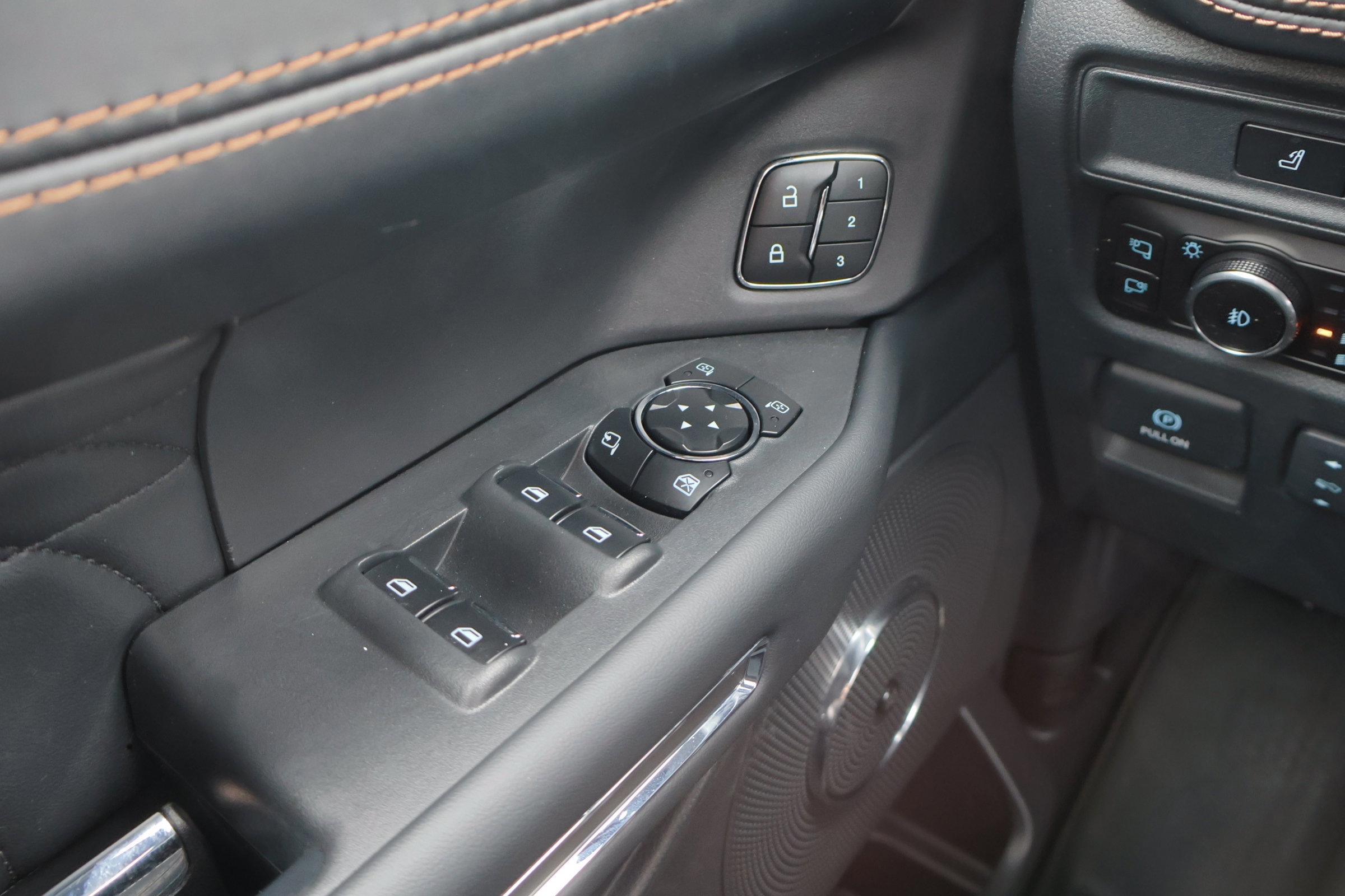 Certified 2023 Ford Expedition Platinum image 16