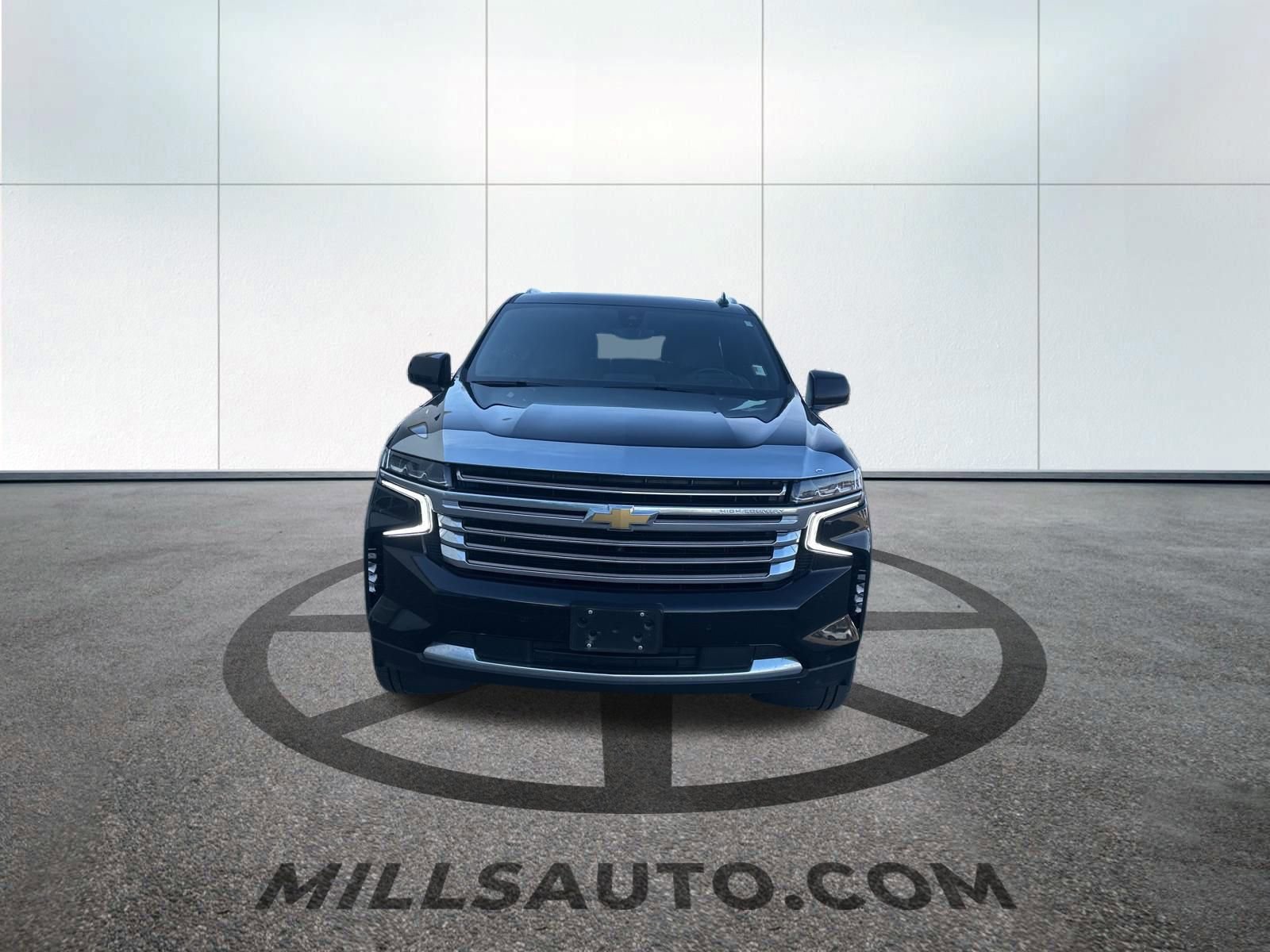 Used 2022 Chevrolet Suburban High Country image 4