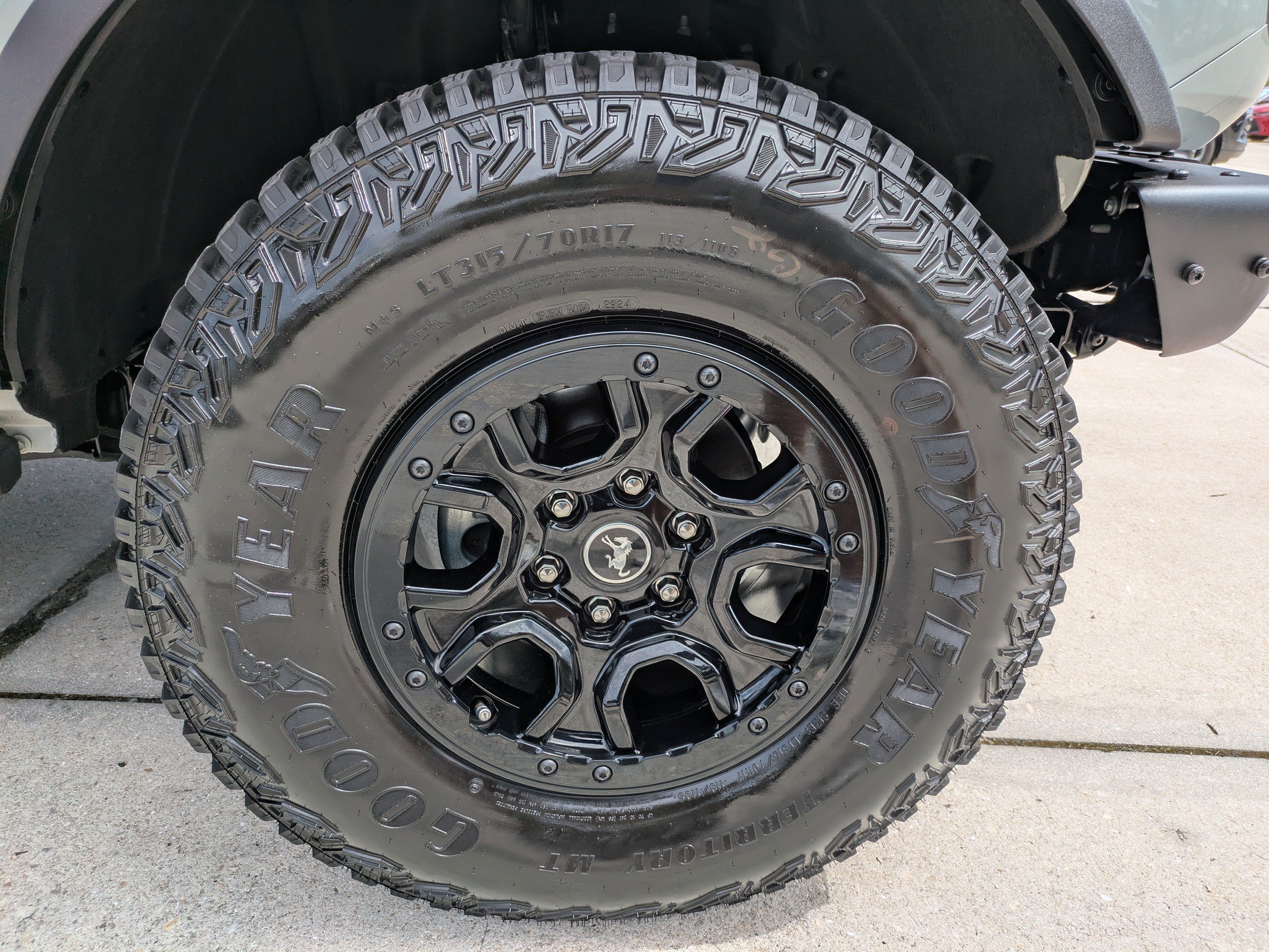 Certified 2024 Ford Bronco Wildtrak AWD/4WD image 11