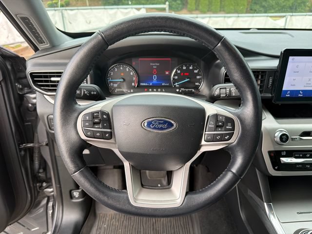 Certified 2021 Ford Explorer XLT w/ Equipment Group 202A RWD image 26