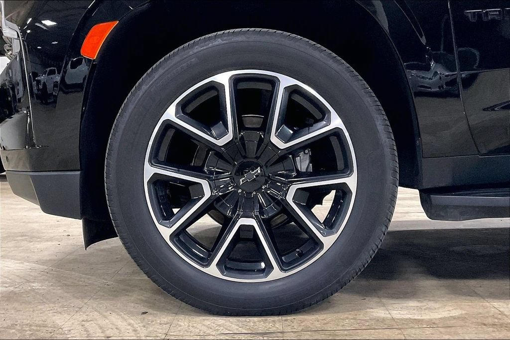 Used 2022 Chevrolet Tahoe RST w/ Sport Performance Package AWD/4WD image 9