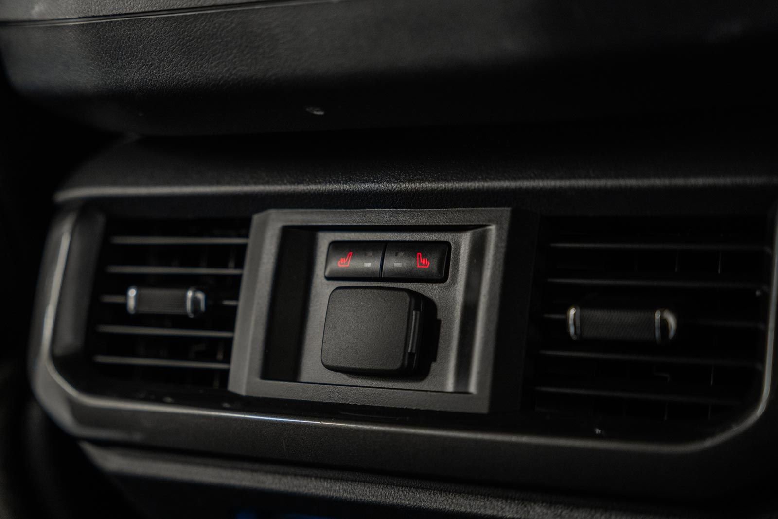 Certified 2023 Ford F150 Lariat w/ Equipment Group 502A High image 40