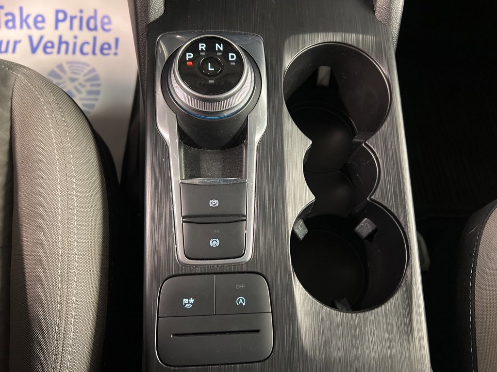 Certified 2022 Ford Escape SE w/ Cold Weather Package image 17