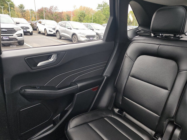 Certified 2022 Ford Escape SEL image 18