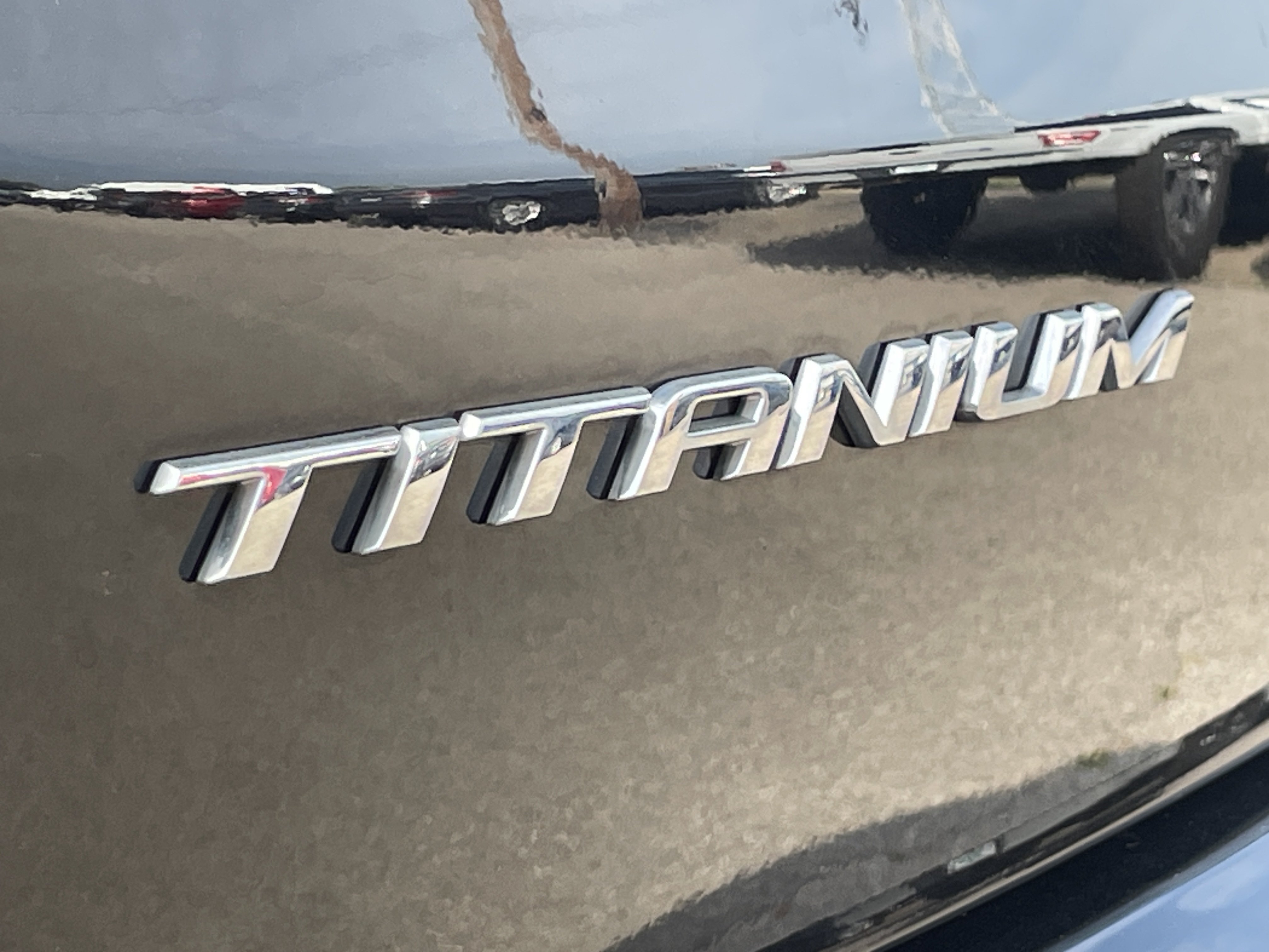 Certified 2022 Ford Edge Titanium AWD/4WD image 11