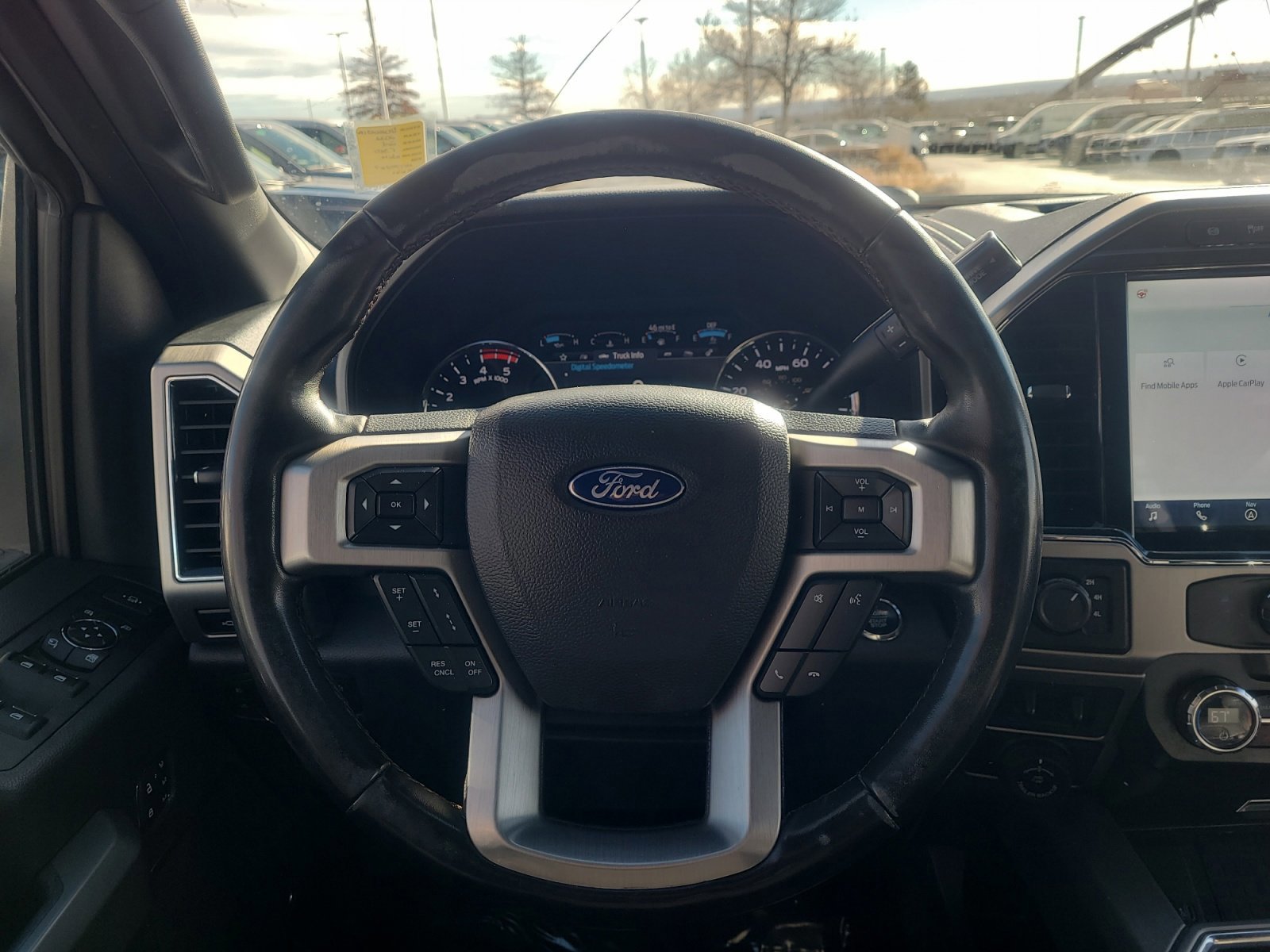 Certified 2022 Ford F350 Platinum w/ FX4 Off-Road Package image 9