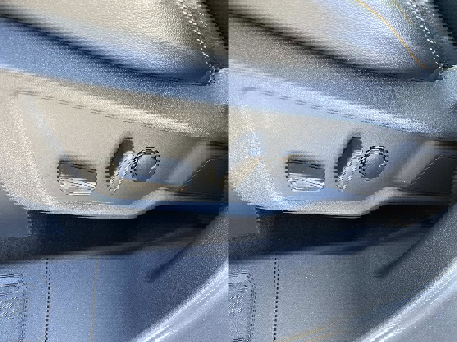 Certified 2022 Ford Bronco Badlands image 16