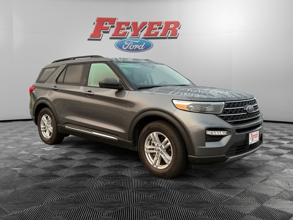 Certified 2021 Ford Explorer XLT w/ Equipment Group 202A RWD image 7