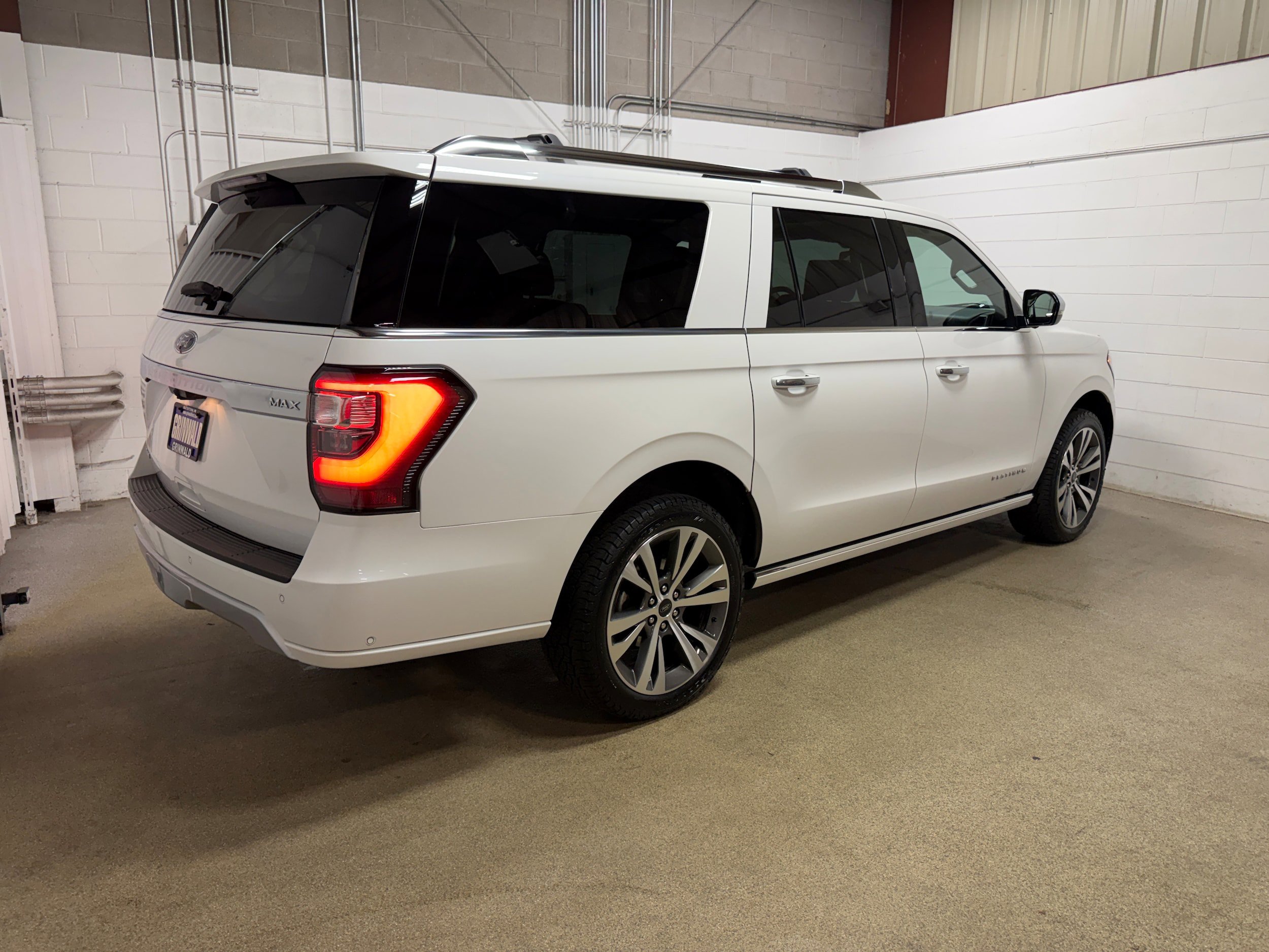 Certified 2021 Ford Expedition Max Platinum AWD/4WD image 8
