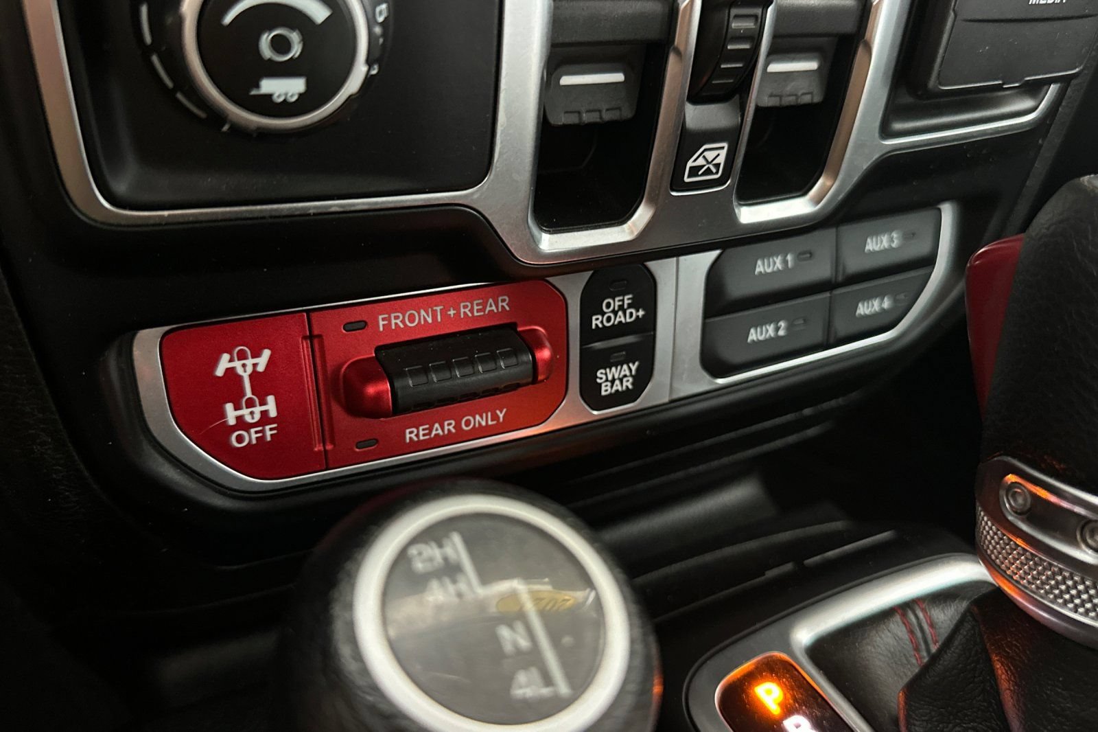 Used 2021 Jeep Gladiator Rubicon w/ Trailer Tow Package AWD/4WD image 27