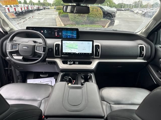 Certified 2025 Ford Expedition Active AWD/4WD image 30