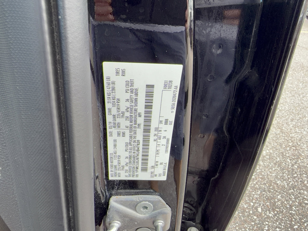 Certified 2019 Ford Escape Titanium image 35