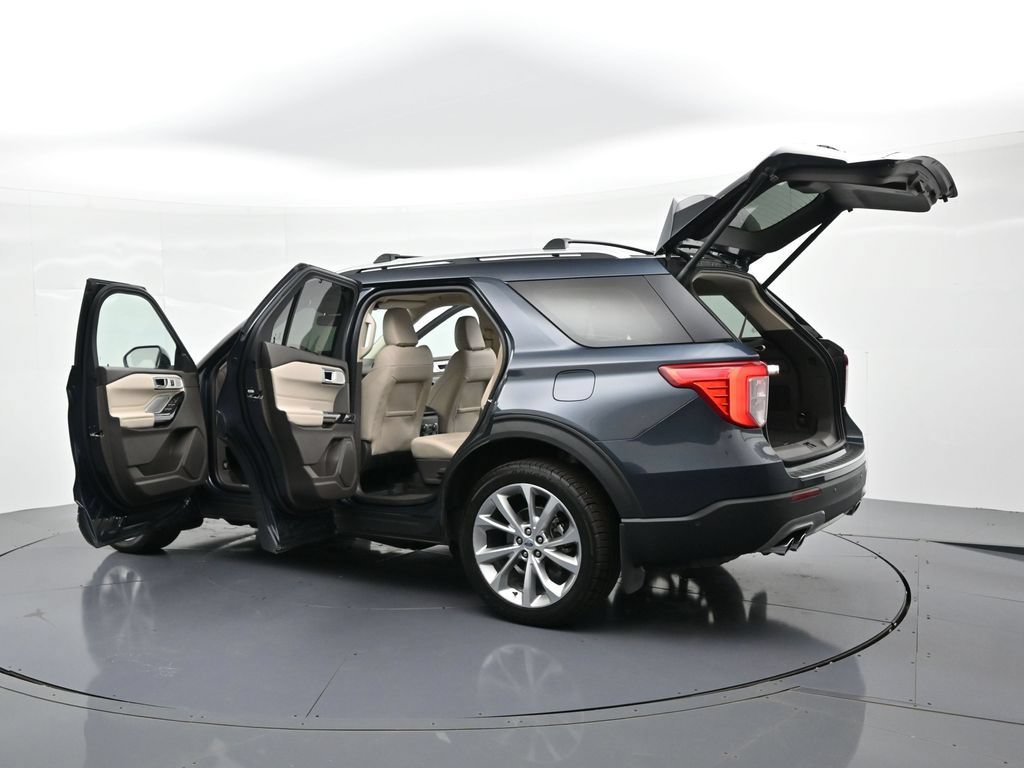Certified 2022 Ford Explorer Platinum w/ Equipment Group 601A AWD/4WD image 33