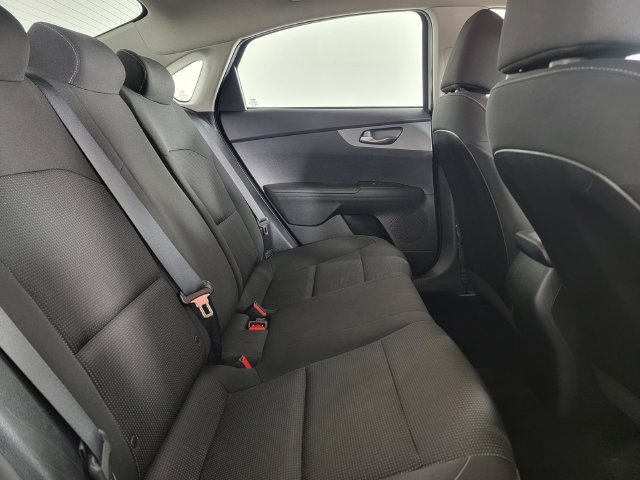 Used 2021 Kia Forte LXS FWD image 16