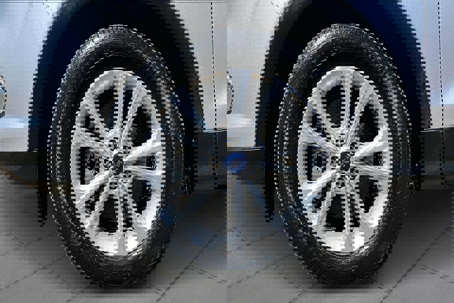 Certified 2019 Ford Escape SE image 15